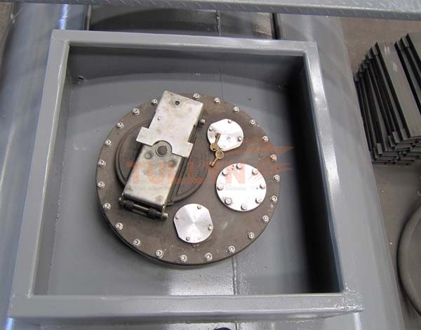 Diesel tank container